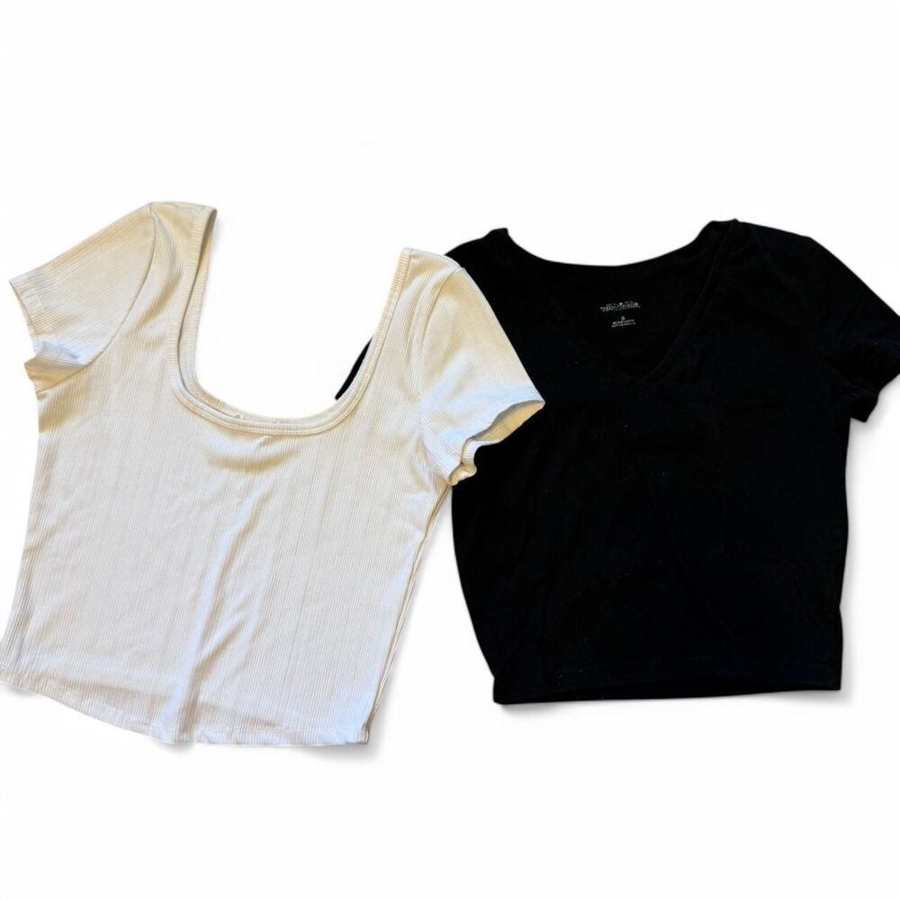 Unbranded Women's Black and White Crop-top